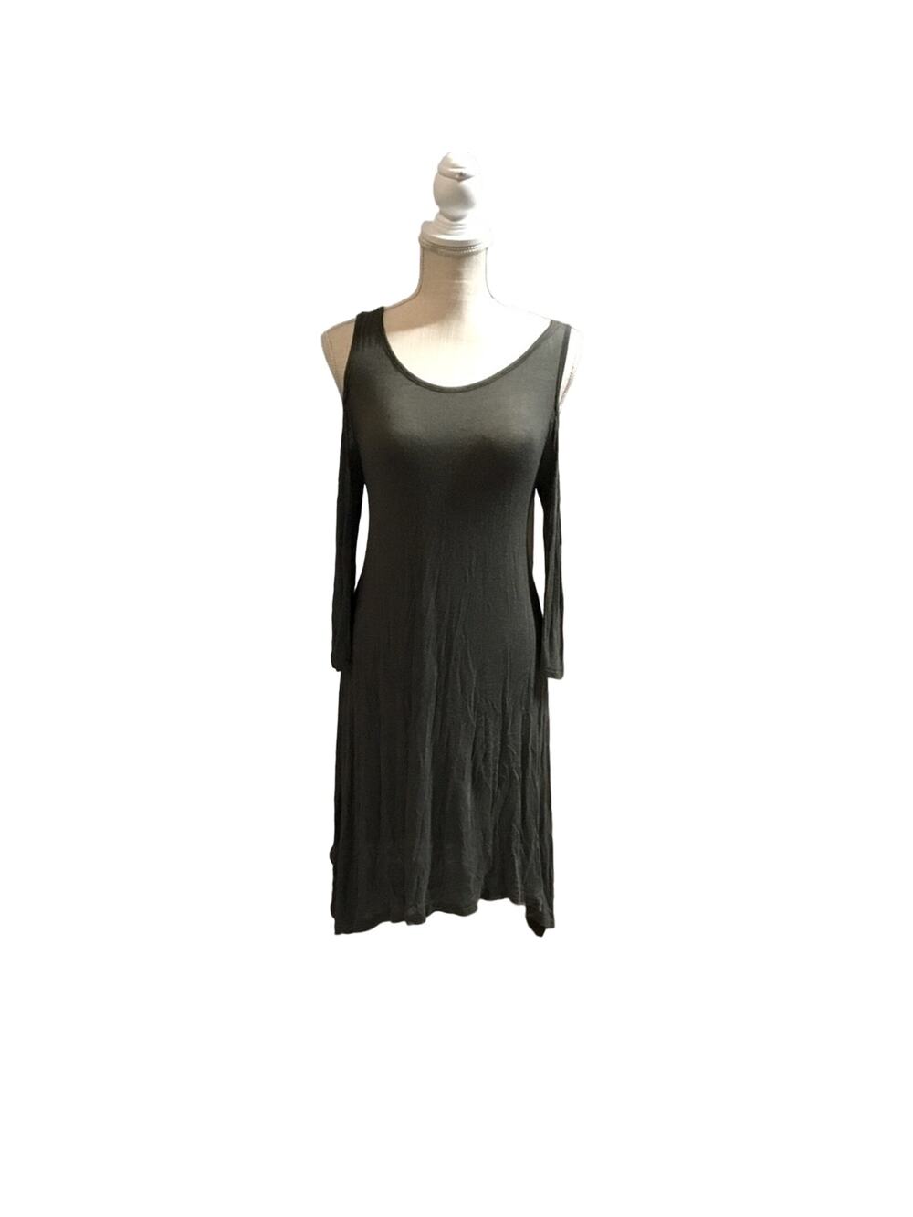 Heart & Hips Cold Shoulder Dress